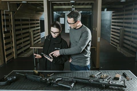 Warszawa: Extreme Shooting Range oplevelse med overførsler