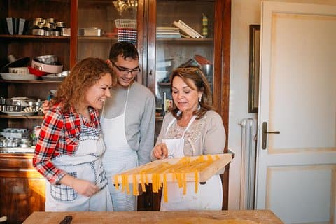 Cesarine: Small group Pasta and Tiramisu class in Parma