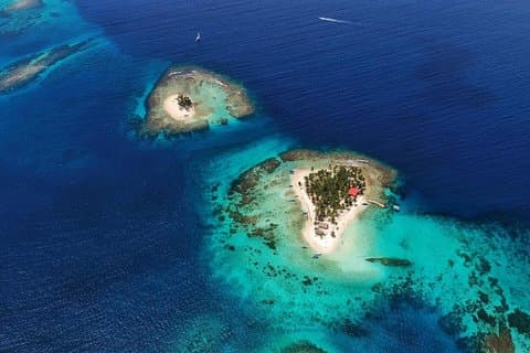 4 Days - 3 Nights Island Hopping in San Blas Islands