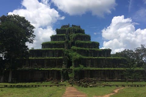 Upptäck Koh Ker Temples Park och Beng Mealea Tour