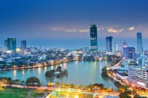 Excursão terrestre saindo do Terminal Portuário de Colombo: Explore por seus próprios planos