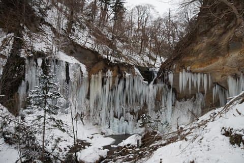 The Art of Ice - Nafuku Shichijo Otaki Snow Trekking Tour - Slightly difficult (Medium)