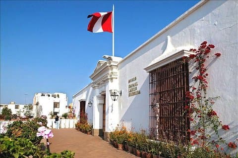 Das Larco Museum + Lima Stadtrundfahrt & Katakombenbesuch (Kleine Gruppe)