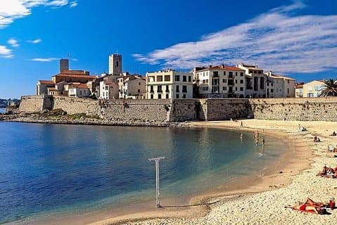 Privé-excursie per halve dag: Cannes en Antibes van Nice per minibus