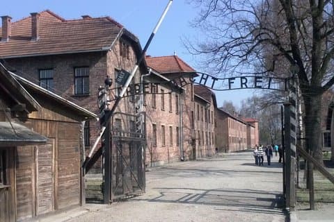Auschwitz - Birkenau Museum Private Transfer - Round Trip