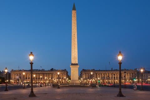 Illuminazioni private di Parigi e crociera con minivan