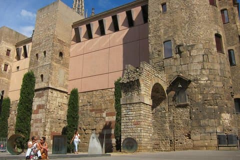 Rundgang durch die Altstadt von Barcelona mit offiziellem Führer