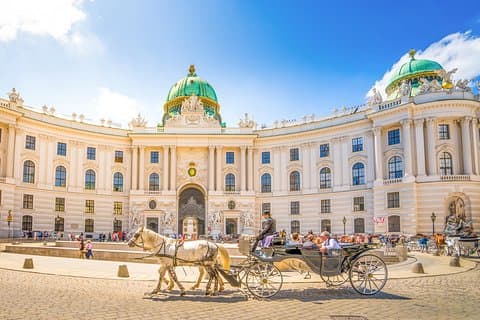 Ganztagesausflug von Budapest nach Wien