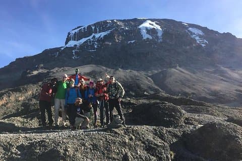 Safaris de randonnée de 6 jours sur la route Machame au mont Kilimandjaro, en Tanzanie