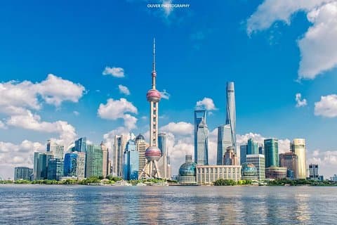 Shanghai flygplats mellanlandning privat tur till Jade Buddha Temple, Yu Garden och Bund