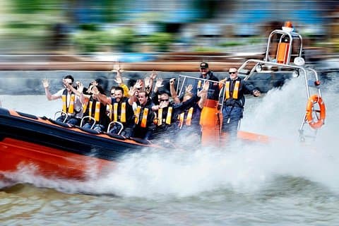 Ikonische Sehenswürdigkeiten von London: Hochgeschwindigkeitsbootfahrt