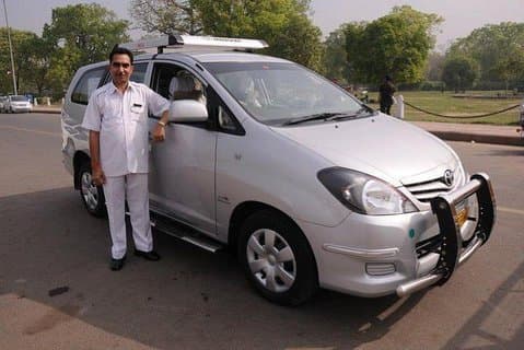 Agra to Delhi (one-way private transfer)