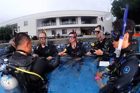 Kenting, Taiwan|PADI Basic Diving License Course|Taiwan Diving Open Water Course