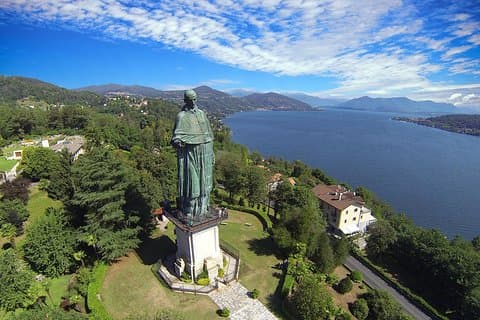 Een rondleiding door kunst en eten dicht bij Arona, aan het Lago Maggiore