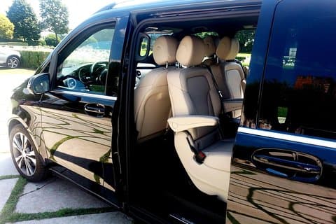 Private Luxury Transfer from Verona to Sirmione ( or viceversa )