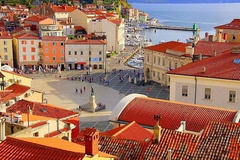 Ljubljana/Airport- Piran/ Portorose or vice versa.