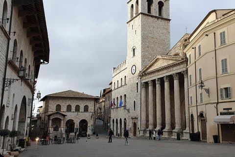 Assisi og den anden verdenskrig - Helte tilfældigt og ved kald