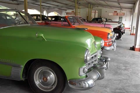 Aften Half Day Stepwell Tour med Vintage Car Museum Extension