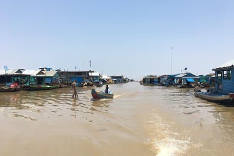 Transfer with tour-sightseeing Phnom Penh to Battambang