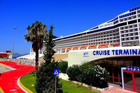 Cruise terminal overføring til flyplass