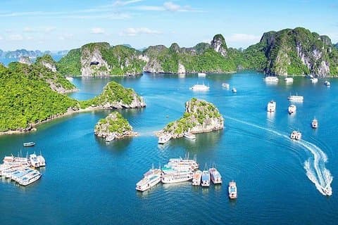 Luksus Halong Bay Full Day - Limousine bus ved motorvejstransport