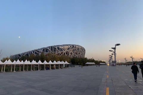 Excursão privada a Pequim: túmulos Ming, Niaochao, cubo d'água, parque Beihai e Jingshan