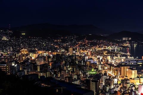 Escursione di un giorno di sola andata a Nagasaki via Saga da Fukuoka con Minibus7m
