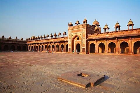 Agra To Jaipur With Guided Fatehpur Sikri & Abhaneri Well
