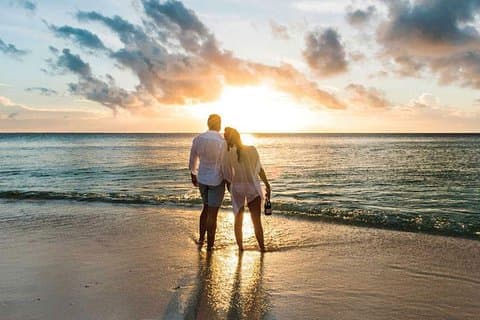 Excursão romântica ao pôr do sol em lua de mel na Ilha Hong + jantar com churrasco