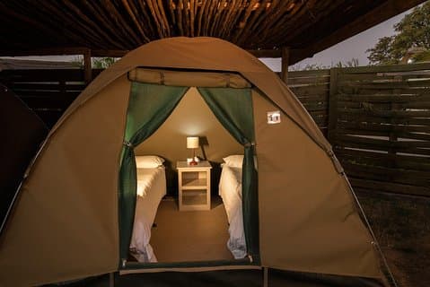 3 Nächte | 4 Tage Explorers Village Dome-Zelt-Paket
