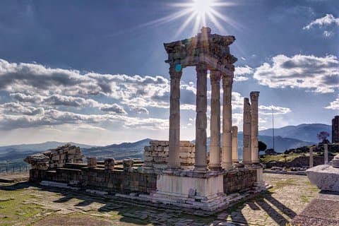 Tour di un giorno a Pergamon e Asklepion da Kusadasi / Izmir