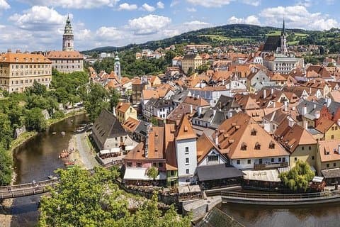 Privat Prag til Passau lux. overførsel via Cesky Krumlov & Frokost