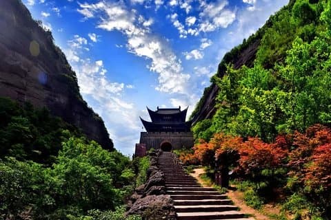 2-tägige private Tour: Jianmenguan und Langzhong Ancient Town von Chengdu