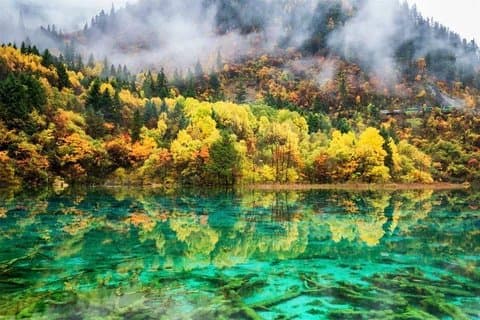 Visite privée de 3 jours à Jiuzhaigou et Huanglong en train depuis Chongqing