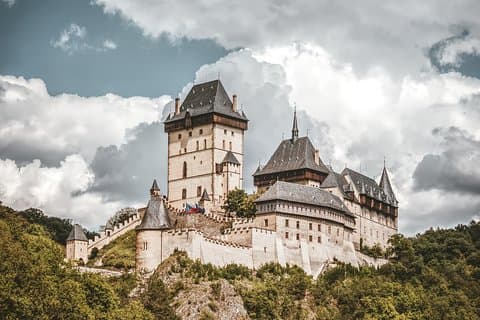 Privat Karlstejn slot tur fra Prag med glasværk og frokost