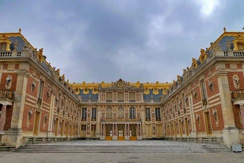 Excursión a Versalles en tren con entrada a Palacio y Jardines