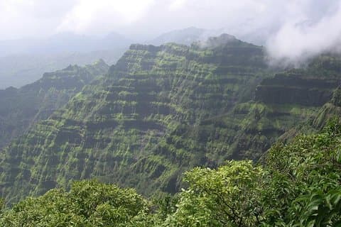 Mahabaleshwar Hill Station Tour from Pune