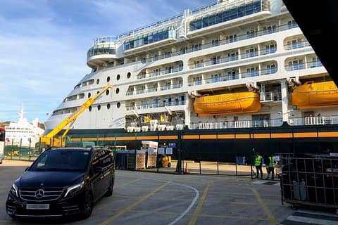 Traslados privados desde / hacia el puerto de cruceros de Dover y el aeropuerto de Stansted de Londres