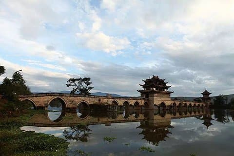 Private Day Tour to Jianshui Old Town from Kunming