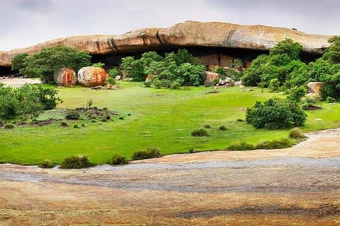 4 Days/ 3 Nights Victoria Falls & Hwange NP Adventure