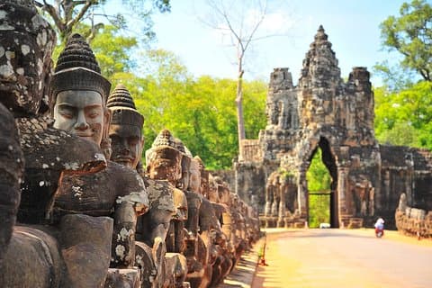 4-dages Siem Reap dybt ind i Angkor-komplekset og den flydende landsby