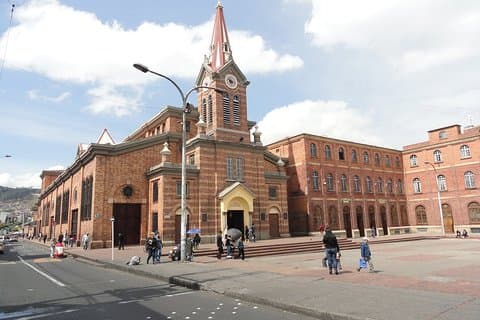Bogota City Tour met Monserrate en Sanctuary of the Divine Child