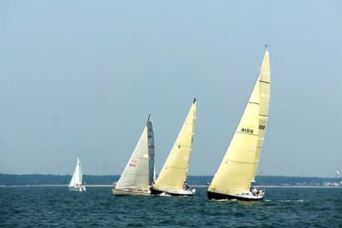 Privat 2-timmars nybörjare båtkurs i Mumbai Harbor