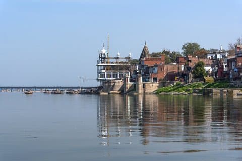 Romantic tour in Kanpur