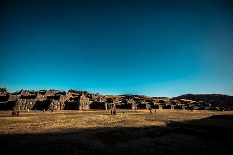 Deluxe Tour nach Sacsayhuaman, San Blas, zur Kirche La Merced, zur Kathedrale und nach Coricancha