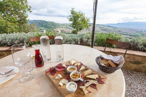 Livorno Port Shor Excursie: Montalcino Pienza Toscaanse wijn en kaas