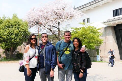 Osaka Castle und Sumiyoshi Taisha Shrine Private Halbtagestour
