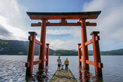 Hakone 8 hour Private Tour with Government-Licensed Guide