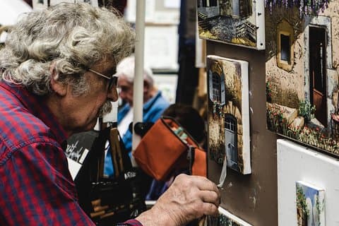 Privérondleiding door artistiek Parijs - schilderijen, graffiti, architectuur met een local