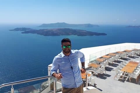 Santorini destaca a turnê Tailor Made 4 horas